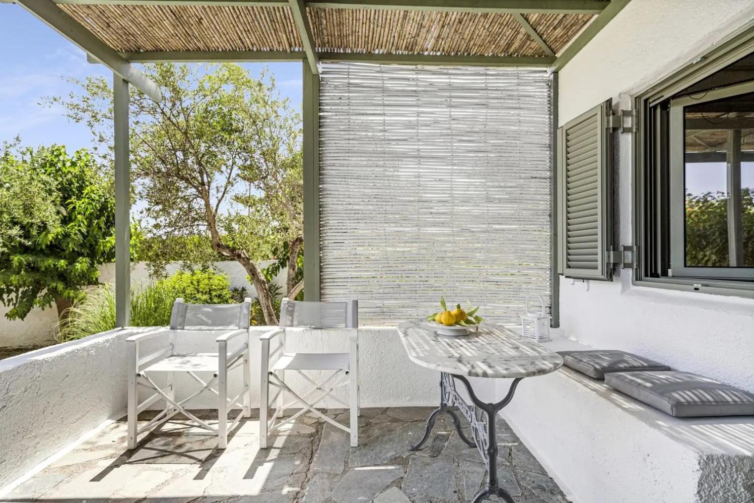 Niriides Resort Gíthio Kültér fotó