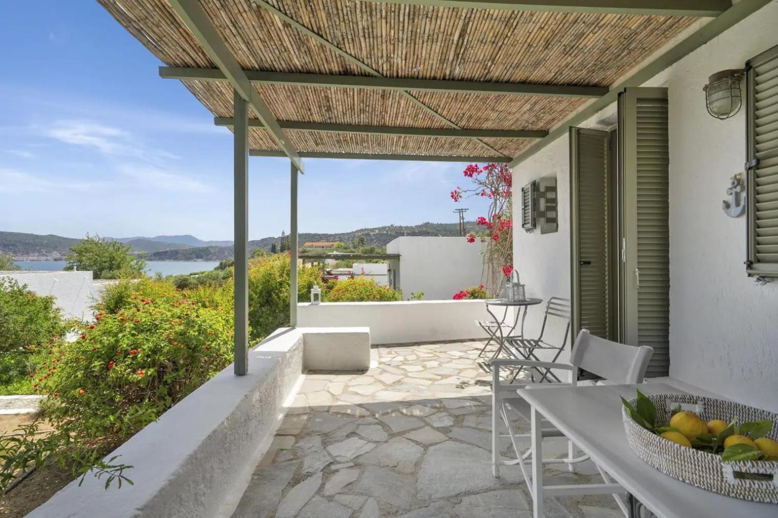 Niriides Resort Gíthio Kültér fotó