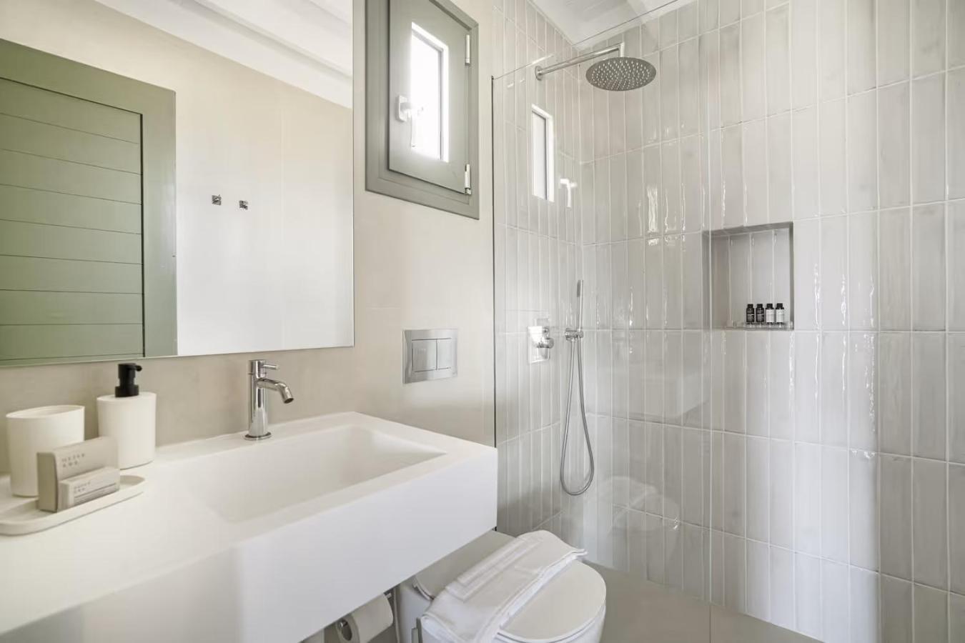 Niriides Resort Gíthio Kültér fotó